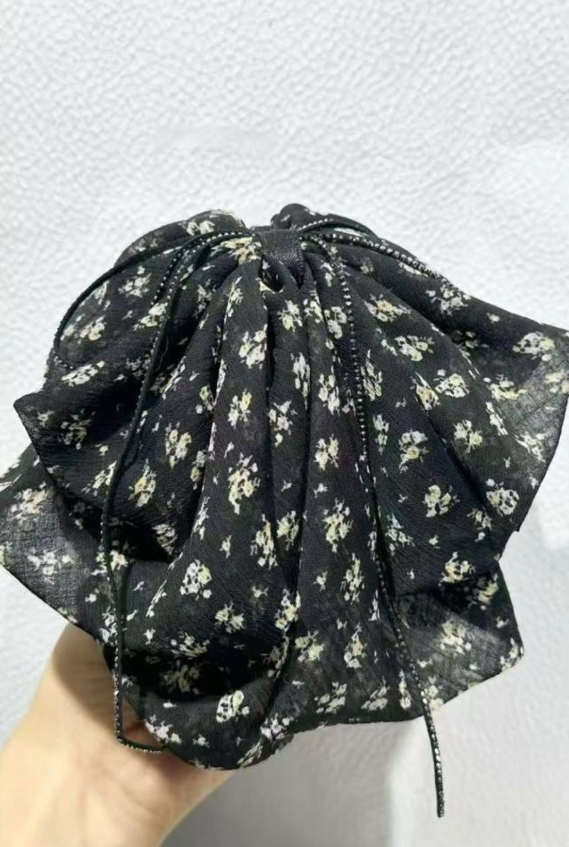 Bloom Whisper Voluminous Hair Pouch ā Dual Tones