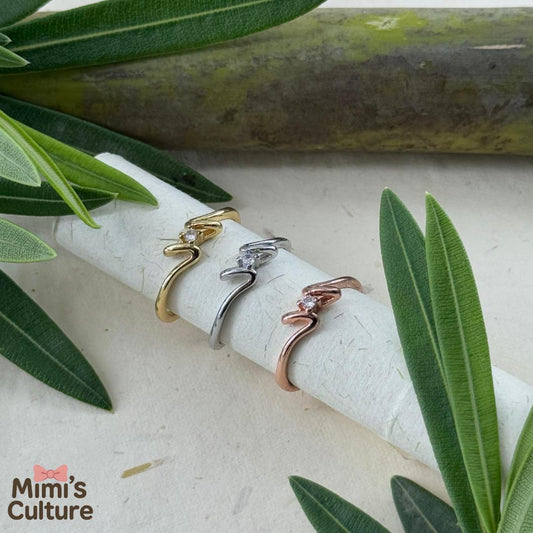 Mimi’s Serene Curve Ring