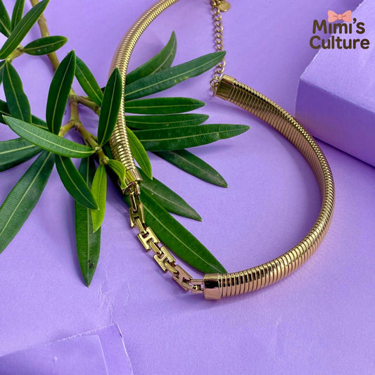 Mimi’s Golden Coil Choker