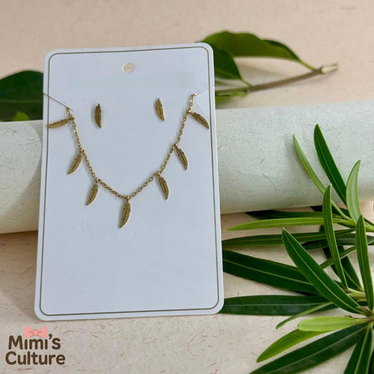 Mimi’s Golden Feather Set ✨