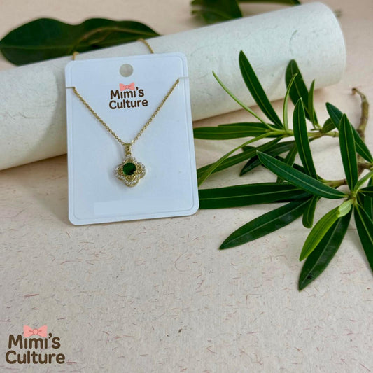 Mimi’s Emerald Glow Pendant ✨